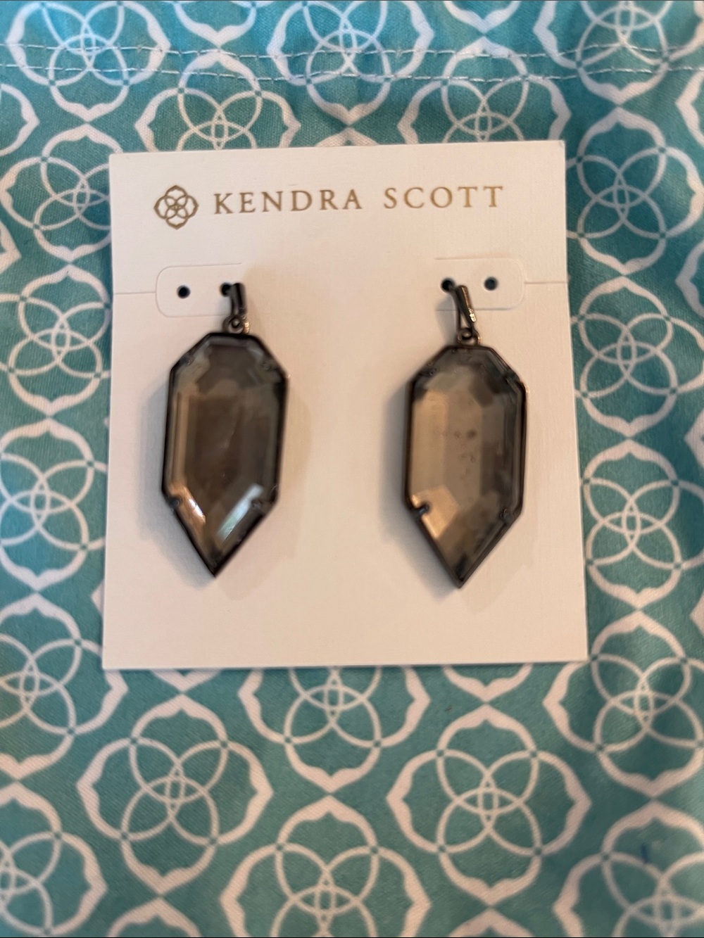 Kendra Scott Smoky Gray Faceted Pendant Drop Earrings